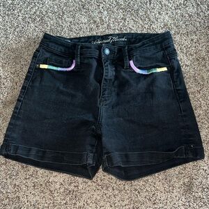 Embroidered shorts